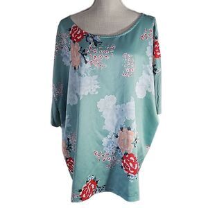 Ellos Women's Plus size blouse, top. Floral.